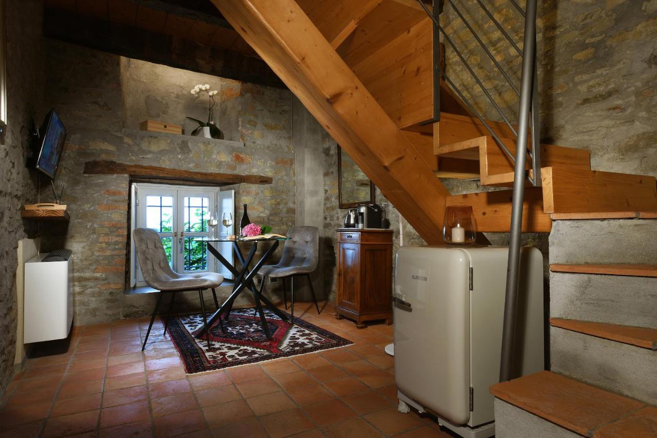 Ca 'D Calin Casa Nel Borgo Hotel Serralunga d'Alba Exterior photo